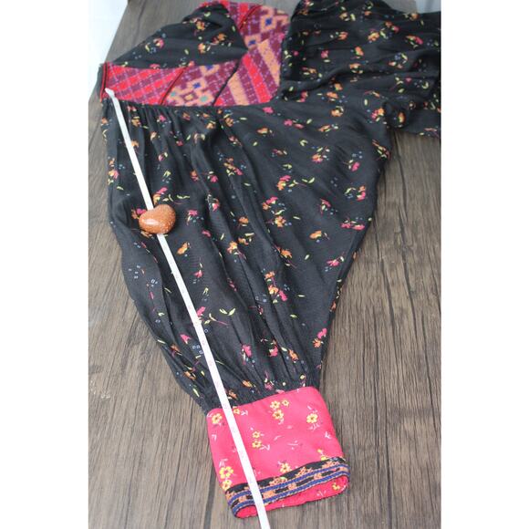 Free People Lady Lou embroidered peasant blouse floral bishop sleeve boho small - Picture 9 of 11